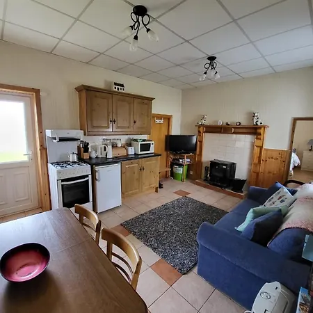 3 Bed Country Swinford
