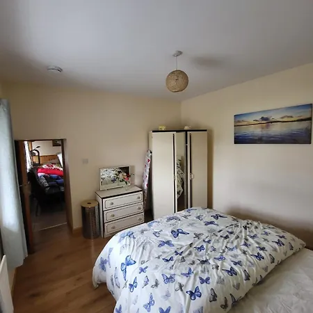 3 Bed Country Swinford